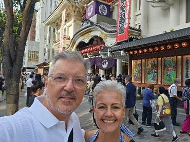 A person and person taking a selfie in front of a building

AI-generated content may be incorrect.