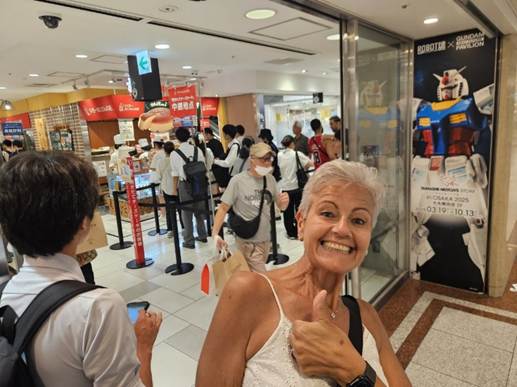 A person smiling at camera

AI-generated content may be incorrect.