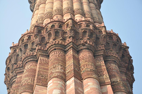 Sightseeing at a Delhi monument