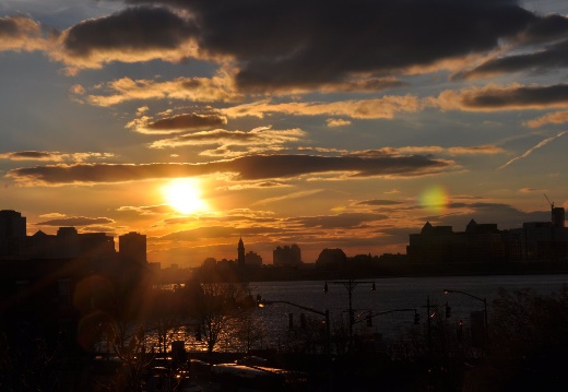 Evening in New York before the blizzard