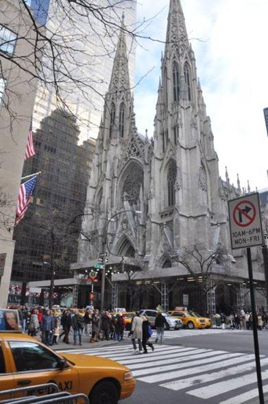 St Patrick's Cathedral on 5th Avenue