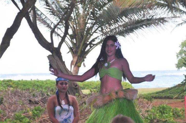 Hula dancers at the Lu'au