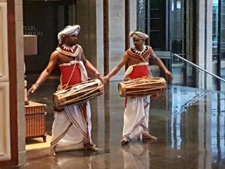 Sri Lankan dance moves in the hotel foyer